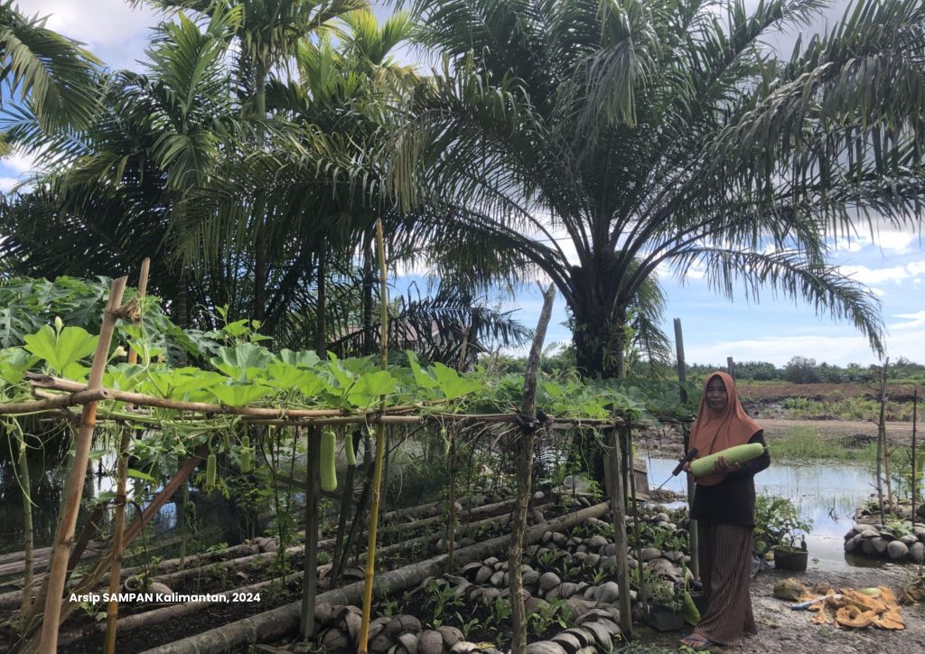 Perempuan Sebagi Aktor Penting Dalam Pengelolaan Hutan